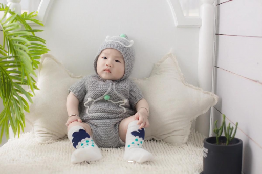 南宁宝宝揉眼睛是怎么回事